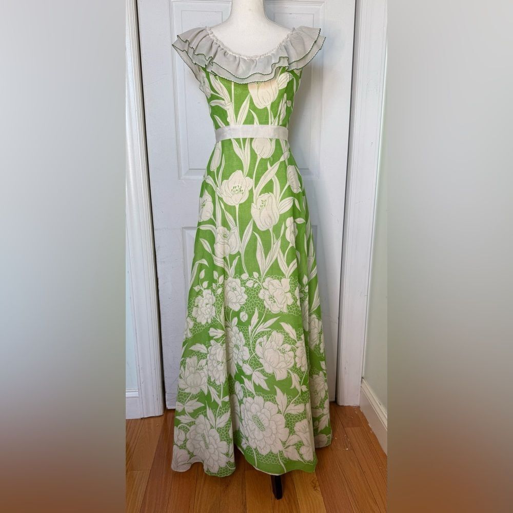 Vintage 1970s Floral Maxi Dress Ruffle Collar Off Shoulder Dress
